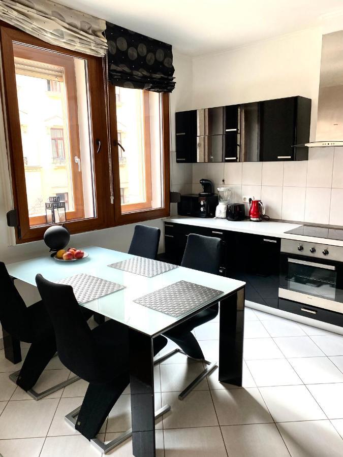Budapest Heart By Gozsdu Apartment Kültér fotó